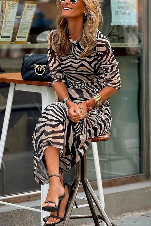 Mixiedress Long Sleeves Printed Stretchy Maxi Dress